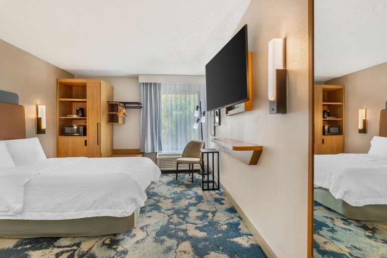 Bedroom 3, Hampton Inn Tampa-International Airport/Westshore, Hillsborough