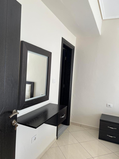 Bathroom 5, Lukova Center Sunset Apartments, Sarandës