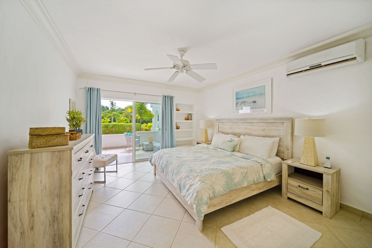 Room 3, Glitter Bay Estate 112 2 Bedroom Apts