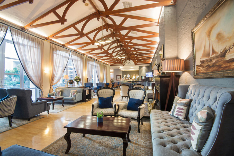 Others 5, The Commodore Hotel, City of Cape Town