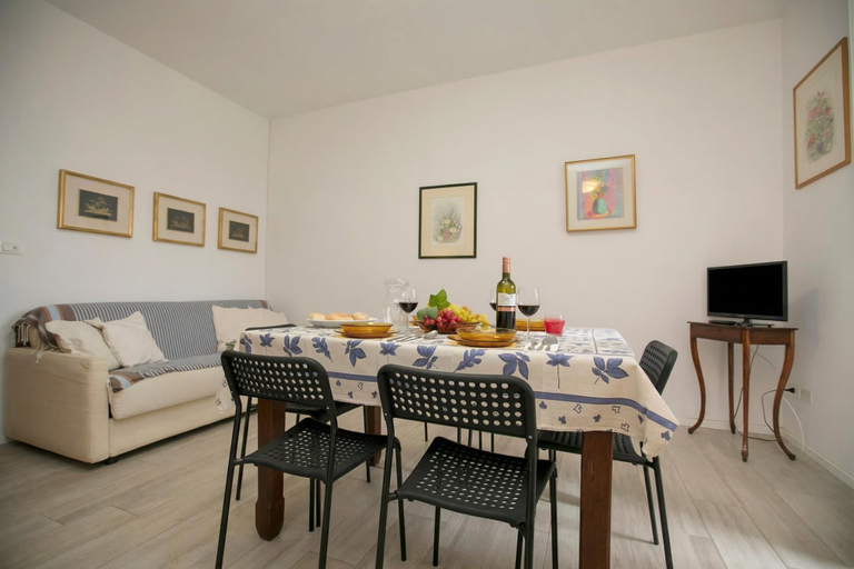 Others 4, Casa Del Lago, Brescia