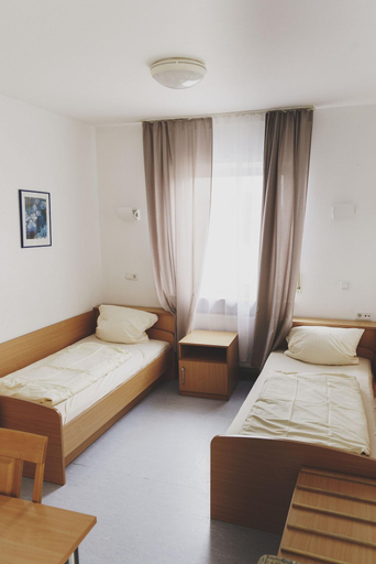 Bedroom 3, Gasthof Kirchberger, Fürth