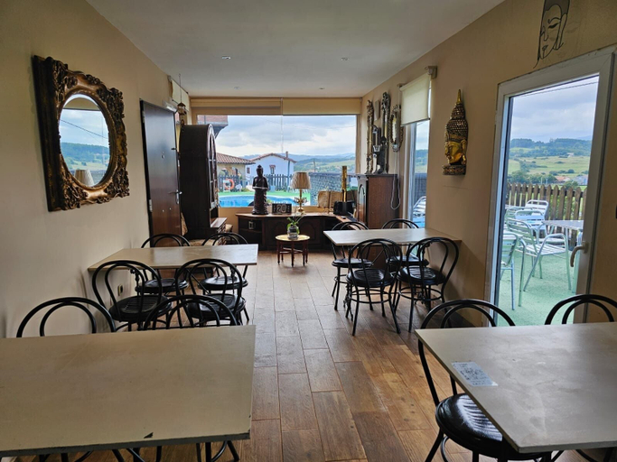 Food & Drinks 5, Apartamentos La Gloria, Cantabria