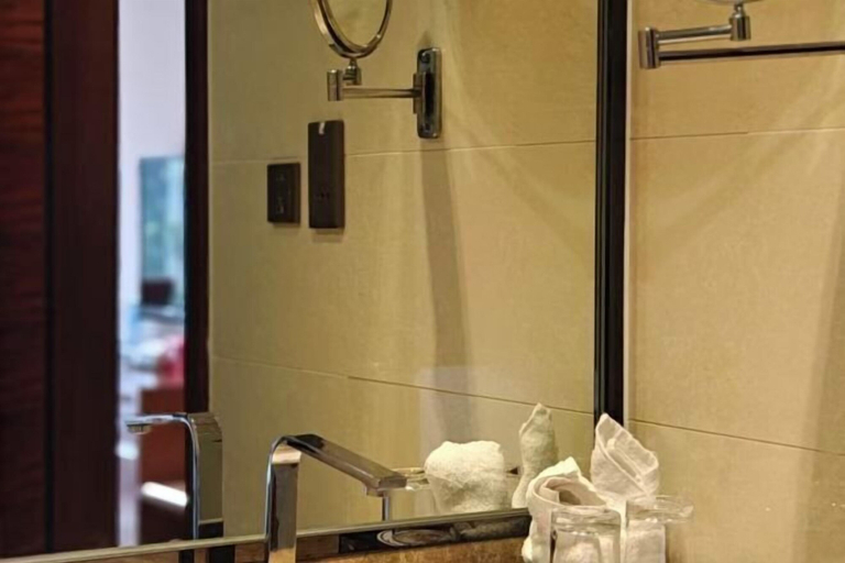 Bathroom 4, Pingye Garden Hotel, Chongqing