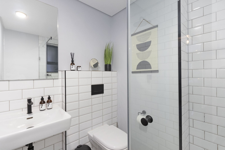 Bathroom 4, Manhattan on Coral 7, City of Cape Town