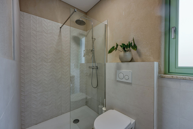 Others 3, Villa Olivia with Sauna, Koper