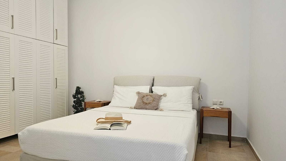 Bedroom 3, Milos AquaBliss Beachfront Villa, South Aegean