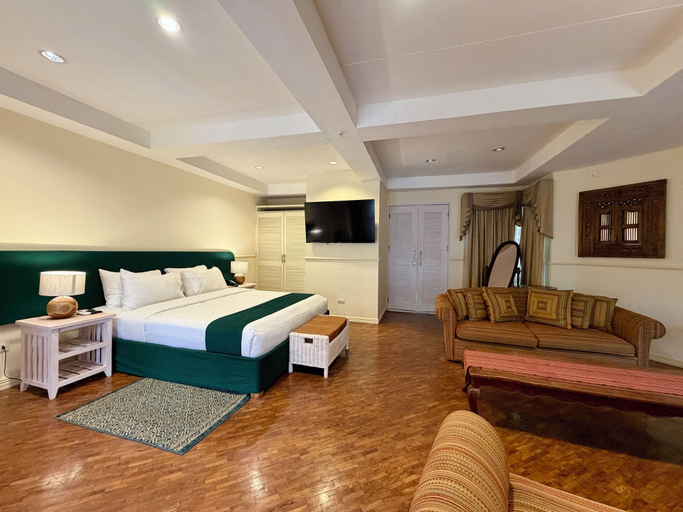 Bedroom 3, Coco Grande Hotel, Dumaguete City