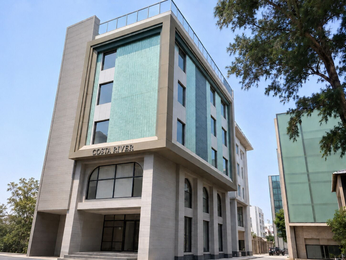 Exterior & Views 2, Hotel Costa River, Varanasi