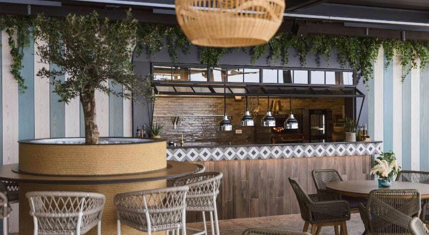 Food & Drinks 5, Kalamper Hotel & Spa