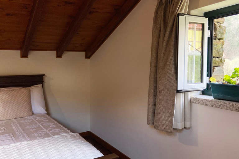Bedroom 3, Mortazel River Houses, Mortágua