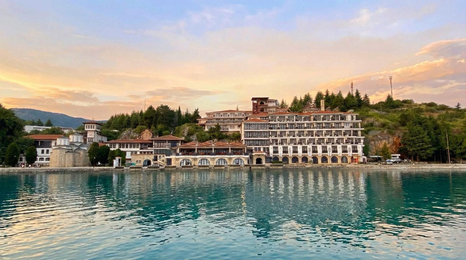 4, Hotel Biser