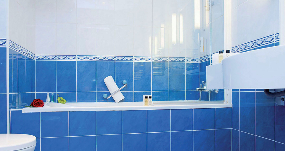 Bathroom, Le Royal, Alpes-Maritimes