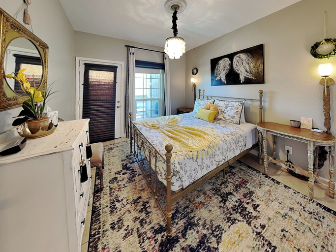 Bedroom, Harbor East Condominiums 414D by Ryson Vacation Rentals, Galveston