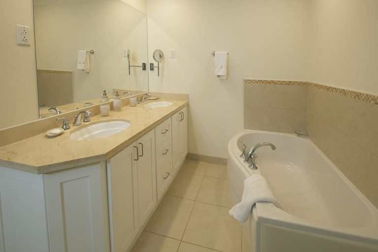 Bathroom 3, Palm Beach 110 3 Bedroom Condo