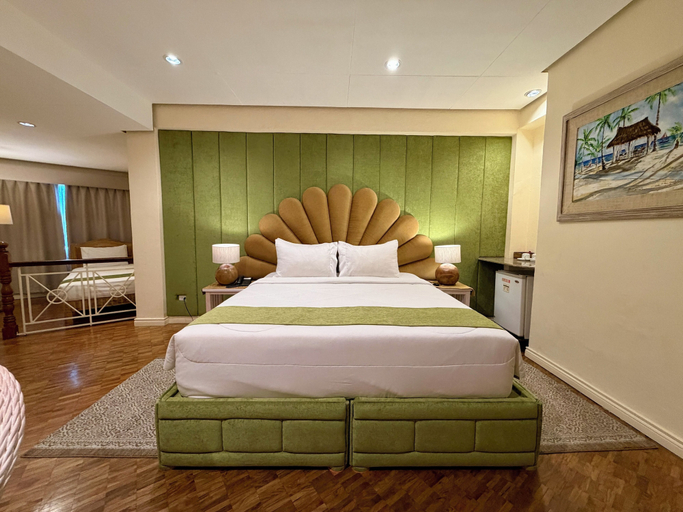 Bedroom 3, Coco Grande Hotel, Dumaguete City