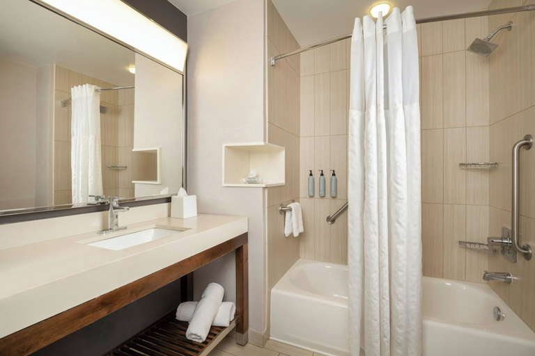 Bathroom 4, Courtyard by Marriott Houston NW/290 Corridor, Houston