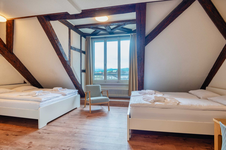 Bedroom 3, Hitrental Chapel Bridge Apartments, Luzern