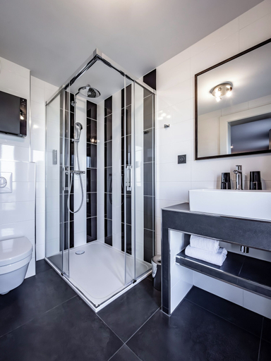 Bathroom 4, Hotel Arok, Bas-Rhin