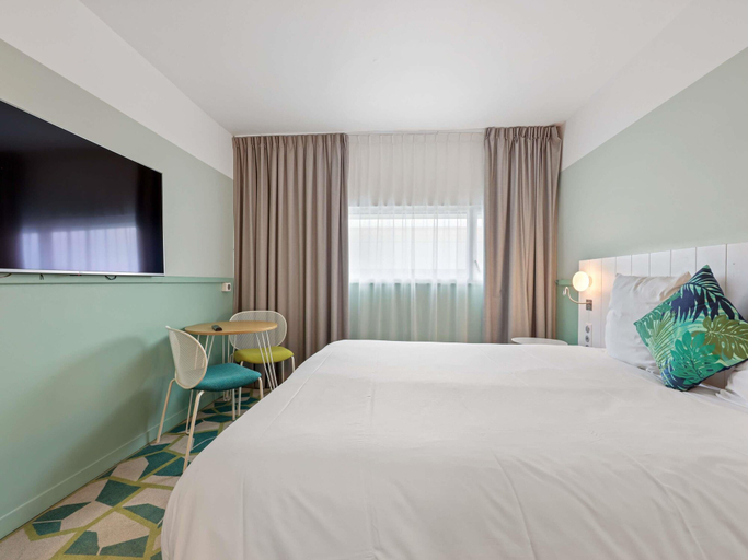 Bedroom 4, Mercure Paris Orly Airport, Essonne