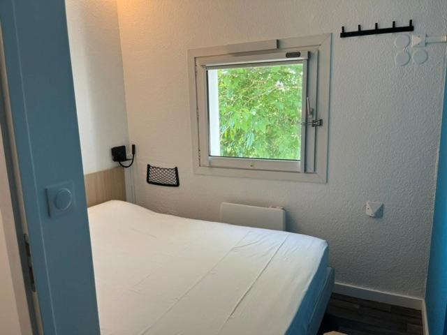 Bedroom 3, Unisotel Bollene A7 Ex-Hotel F1, Vaucluse