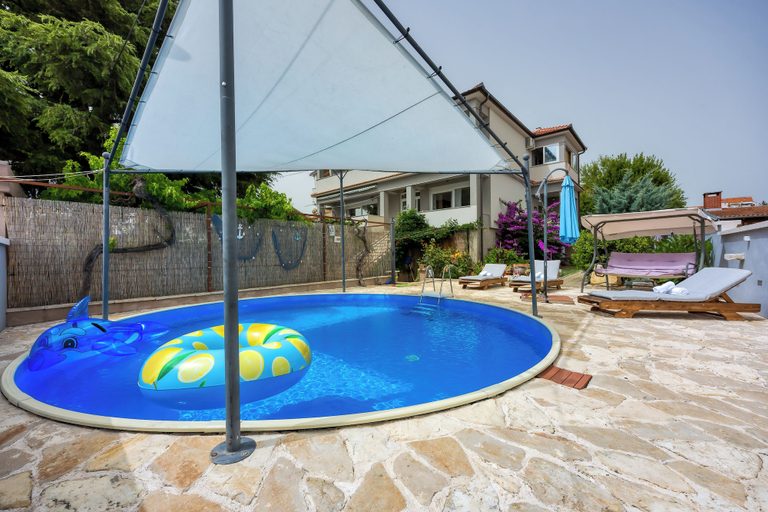 Sport & Beauty 4, Pool Apartment Bakija 2 - Happy Rentals, Pakoštane