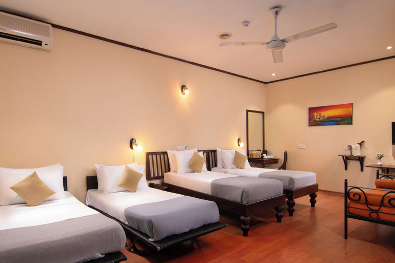 Bedroom 3, Colombo City Hotel, Colombo