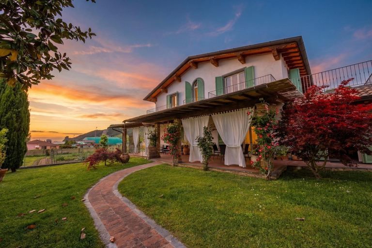 Exterior & Views 2, Villa Clara few km from the sea, Lucca