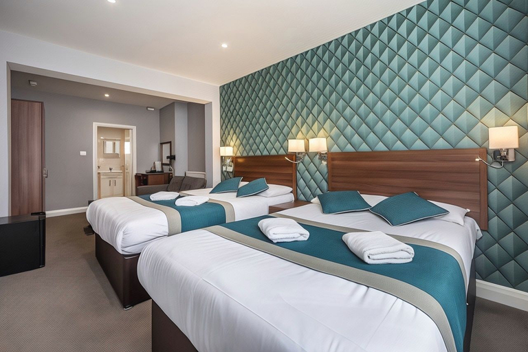 Bedroom 5, King Solomon Hotel, London