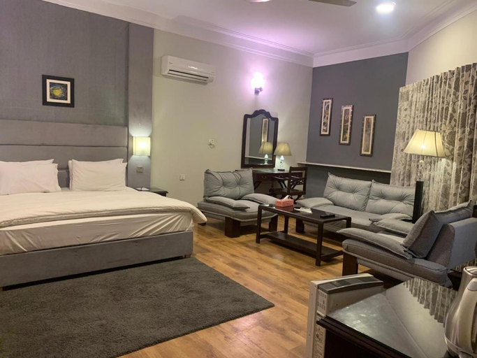 Bedroom, The Exclusive House, Peshawar