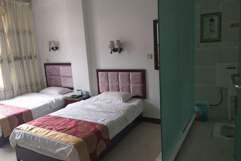 Bedroom 2, Jinping Panzhihua Apartment, Honghe Hani and Yi