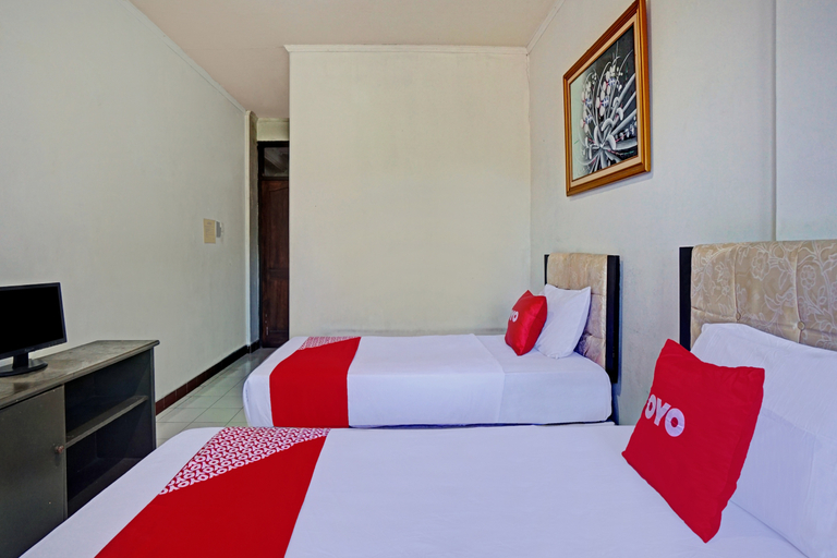 Others 3, Hotel O Victory, Malang