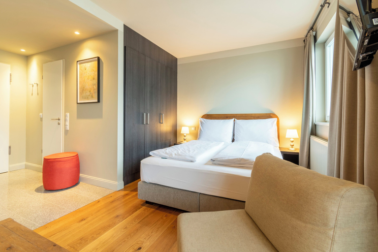 Bedroom 4, Mondrian Suites Berlin Checkpoint Charlie, Berlin