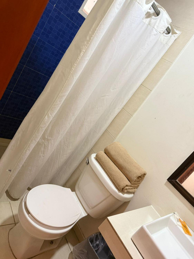 Bathroom 2, Hotel Tlayolan, Ciudad Guzman