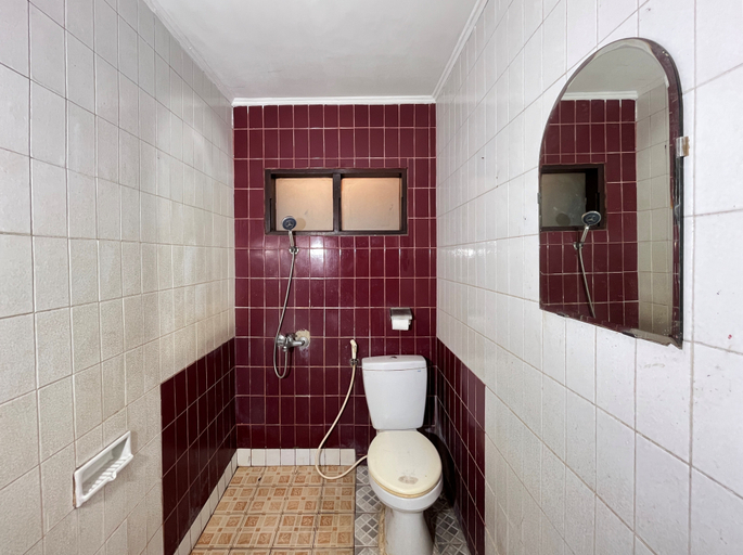 Bathroom 5, Hotel Bandung Indah, Bandung