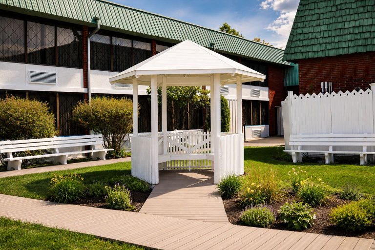 Exterior & Views 2, Clarion Hotel Lewiston, Androscoggin