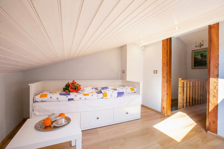 Bedroom 4, Nobiallo Fantastico, Como