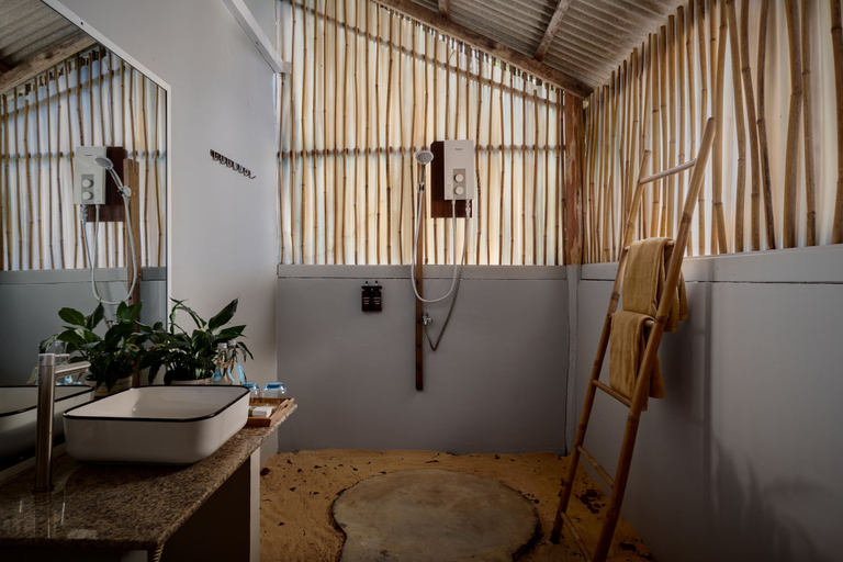 Bathroom, Sandy Beach Bungalows by EHM, Sihanoukville
