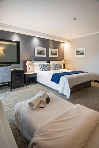 Bedroom 3, The Commodore Hotel, City of Cape Town