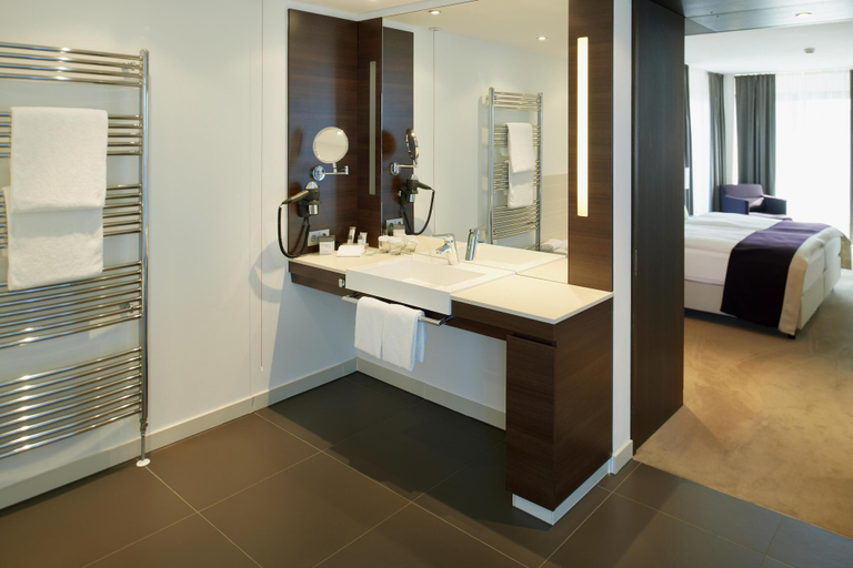 Bathroom 3, Atlantic Congress Hotel Essen, WorldHotels Elite, Essen
