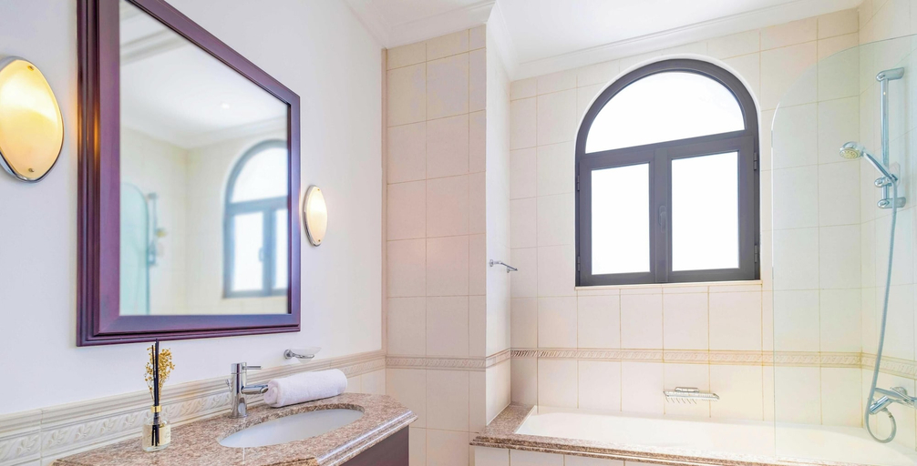 Bathroom 4, LUX The Ultimate Island Palm Villa, Dubai