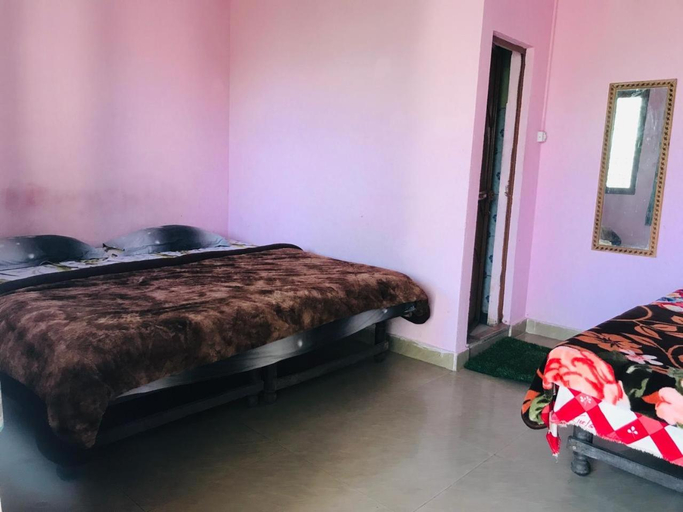 4, Amar home stay, Dehradun