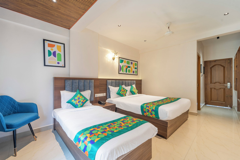 Room 2, Treebo Regalia, Near Medical College & Pattom, Thiruvananthapuram