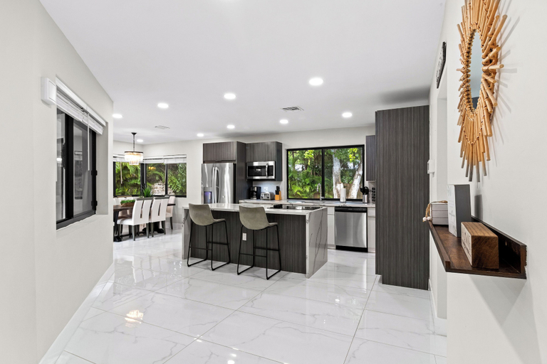 Private kitchen 4, Villa Celeste | Pool • Mini Golf • Terrace, Miami-Dade