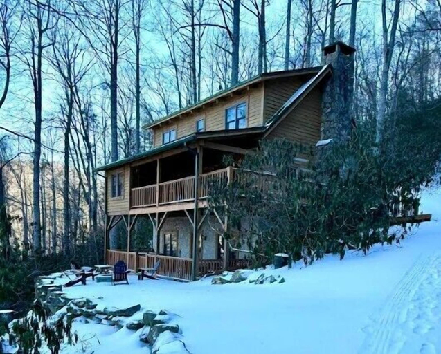 Interior 5, 5 Bears Cabin Wooded Cabin With hot Tub, Arcade Games, Pool Table, Fire pit, Watauga