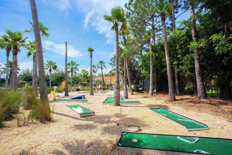 Exterior 4, Disney Stay w/ Private Pool + Family Fun Sleeps 9, Osceola