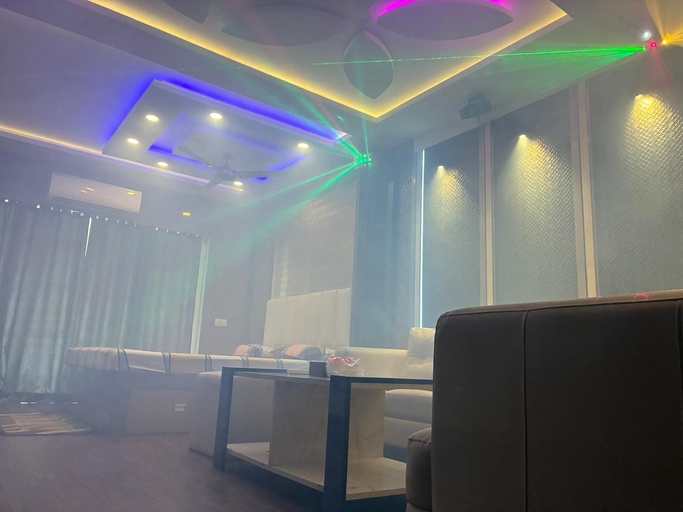 Living area, Ansh premium stay, North 24 Parganas