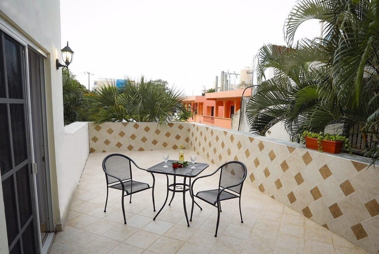 Terrace/patio 2, Vértice Hotel Boutique, Cozumel