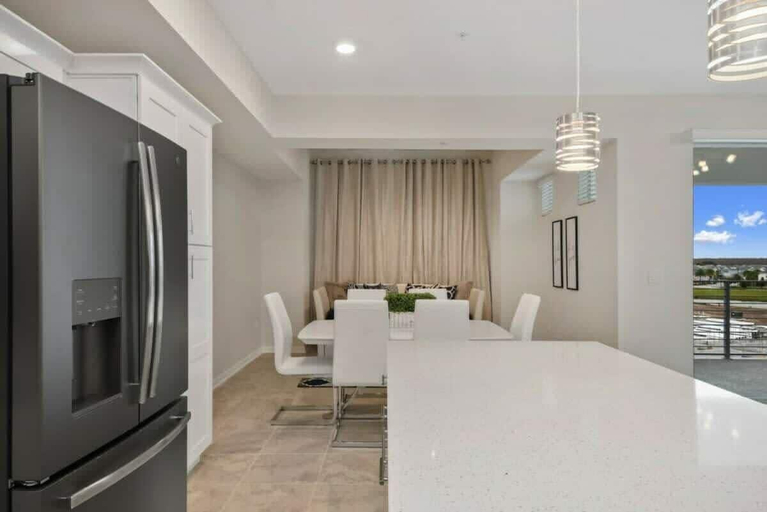 Room 3, Storey Lake Resort Apartment With Pool & Fast Wi-fi, Osceola