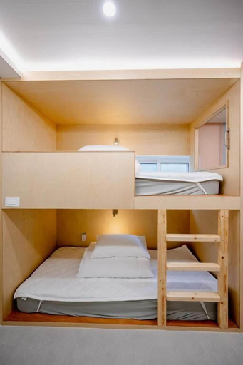 Room 2, Iksun Atelier, Jongno